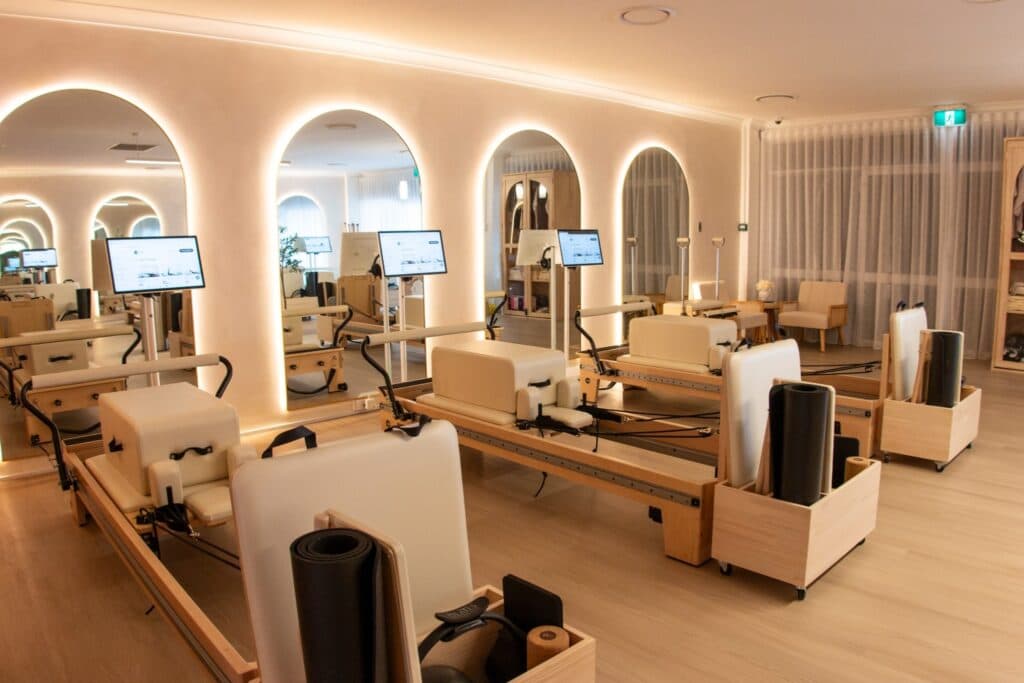 @Pilates 24/7 Miami logo