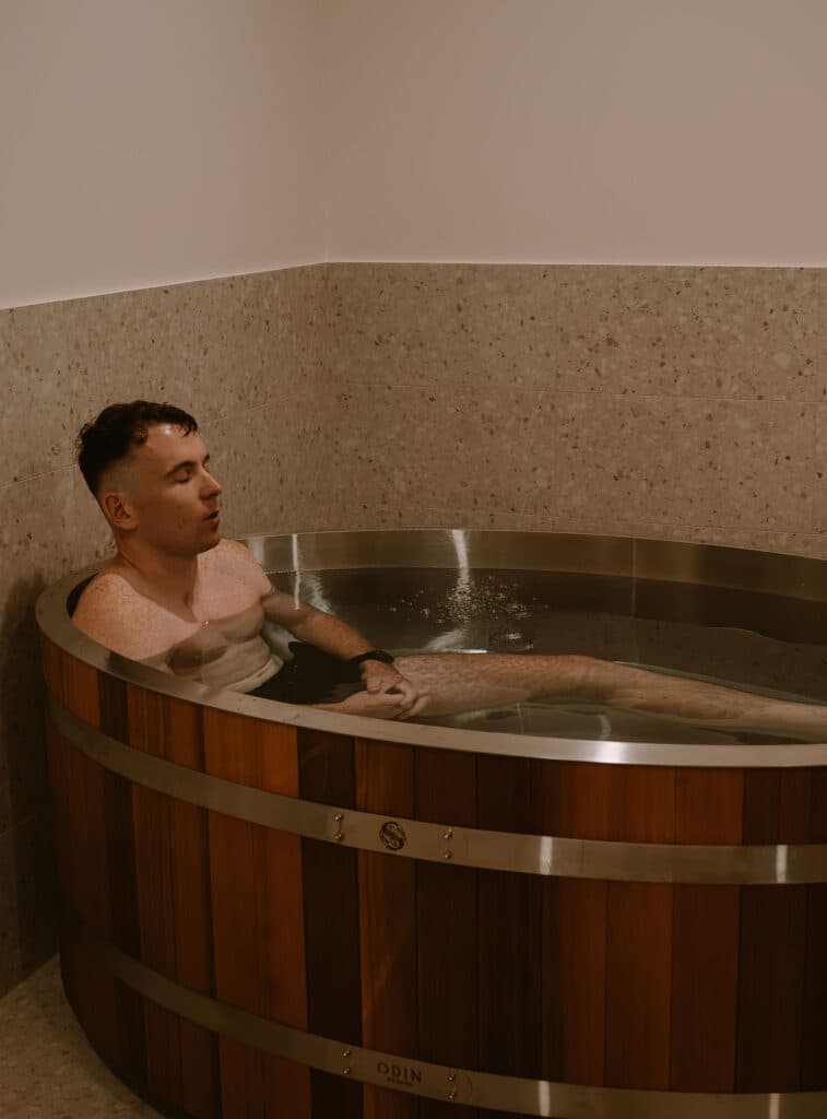 Glow Float And Wellness logo