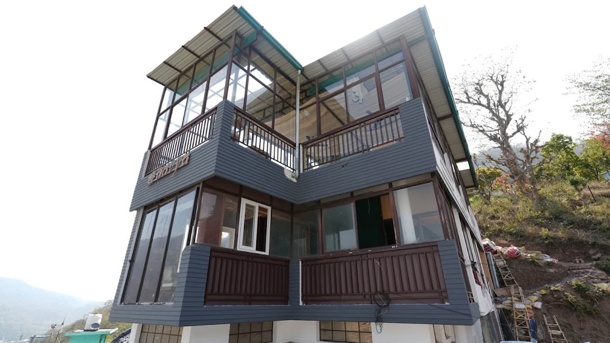 Aavya Wellness - Retreats, Stay , Cafe, Spa, Pottery