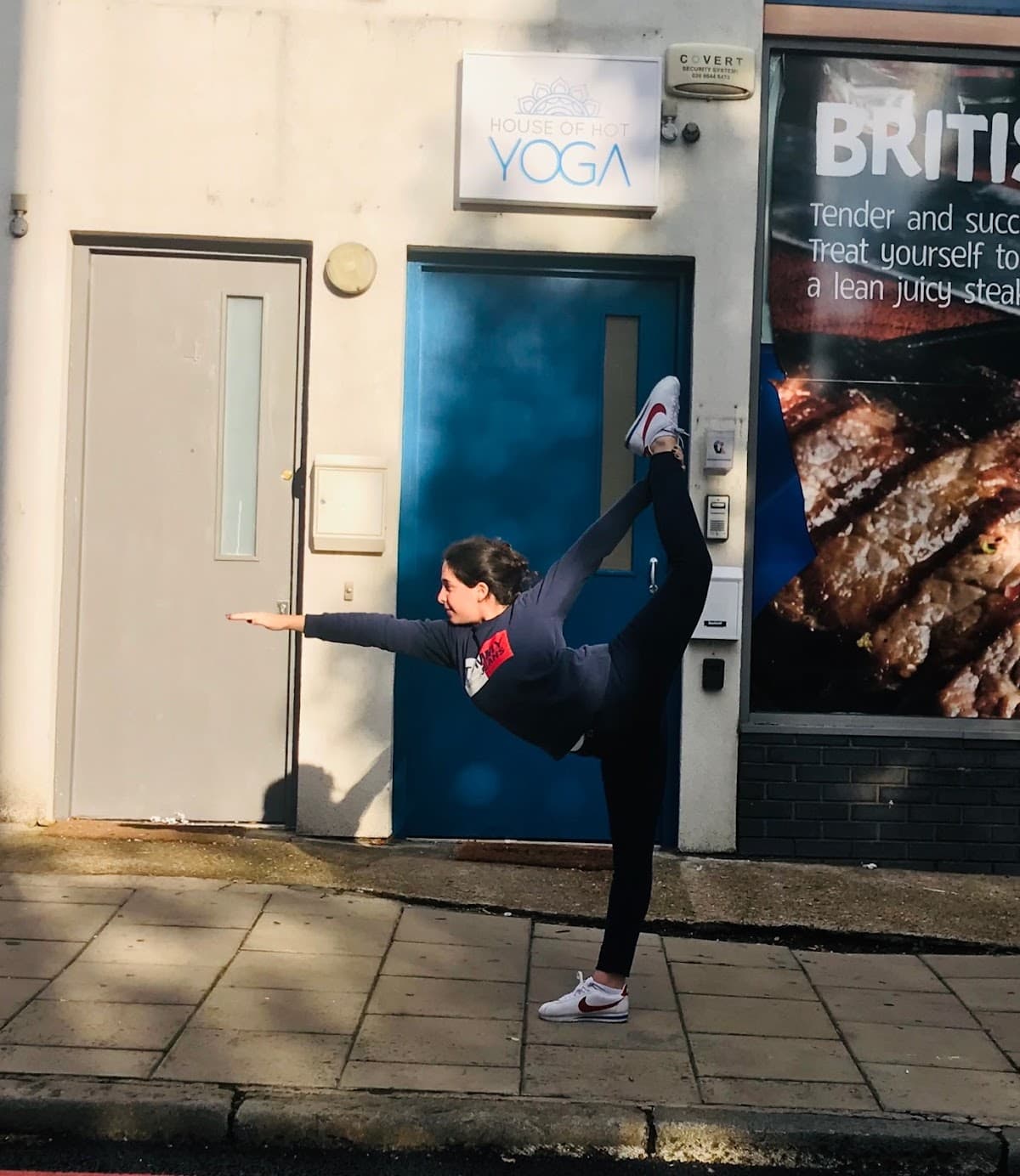 House of Hot Yoga logo