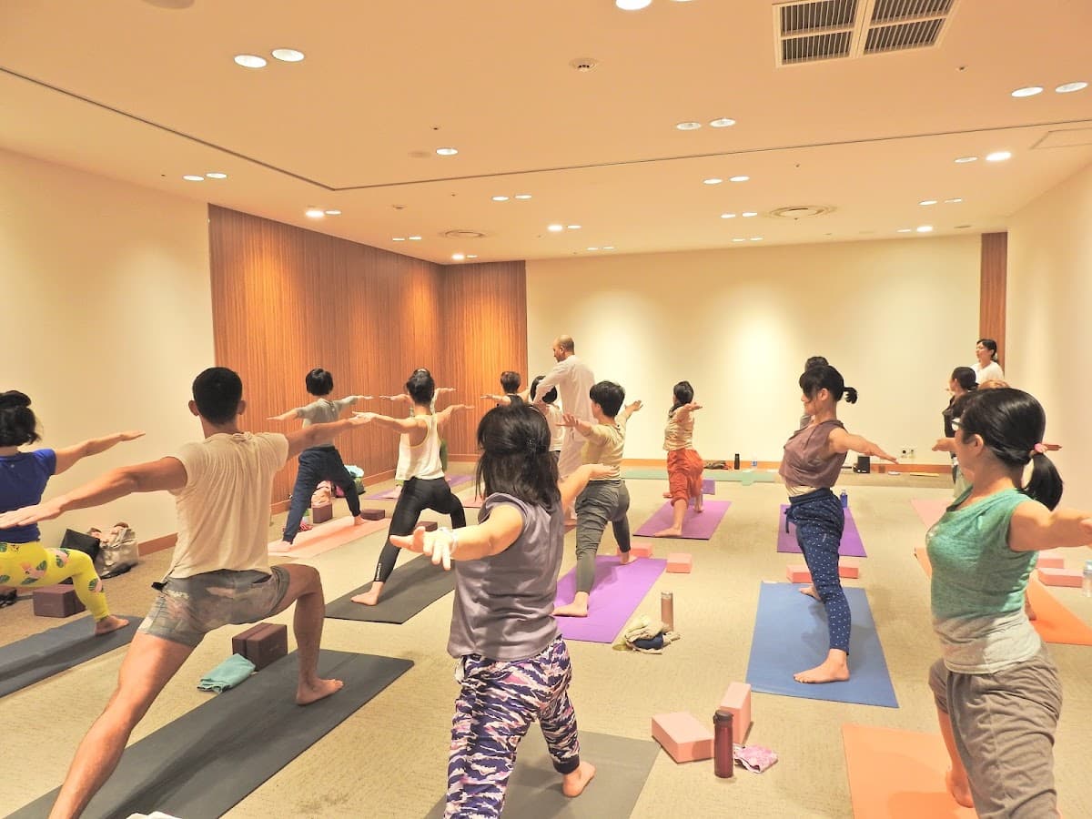 Sunshine Yoga School