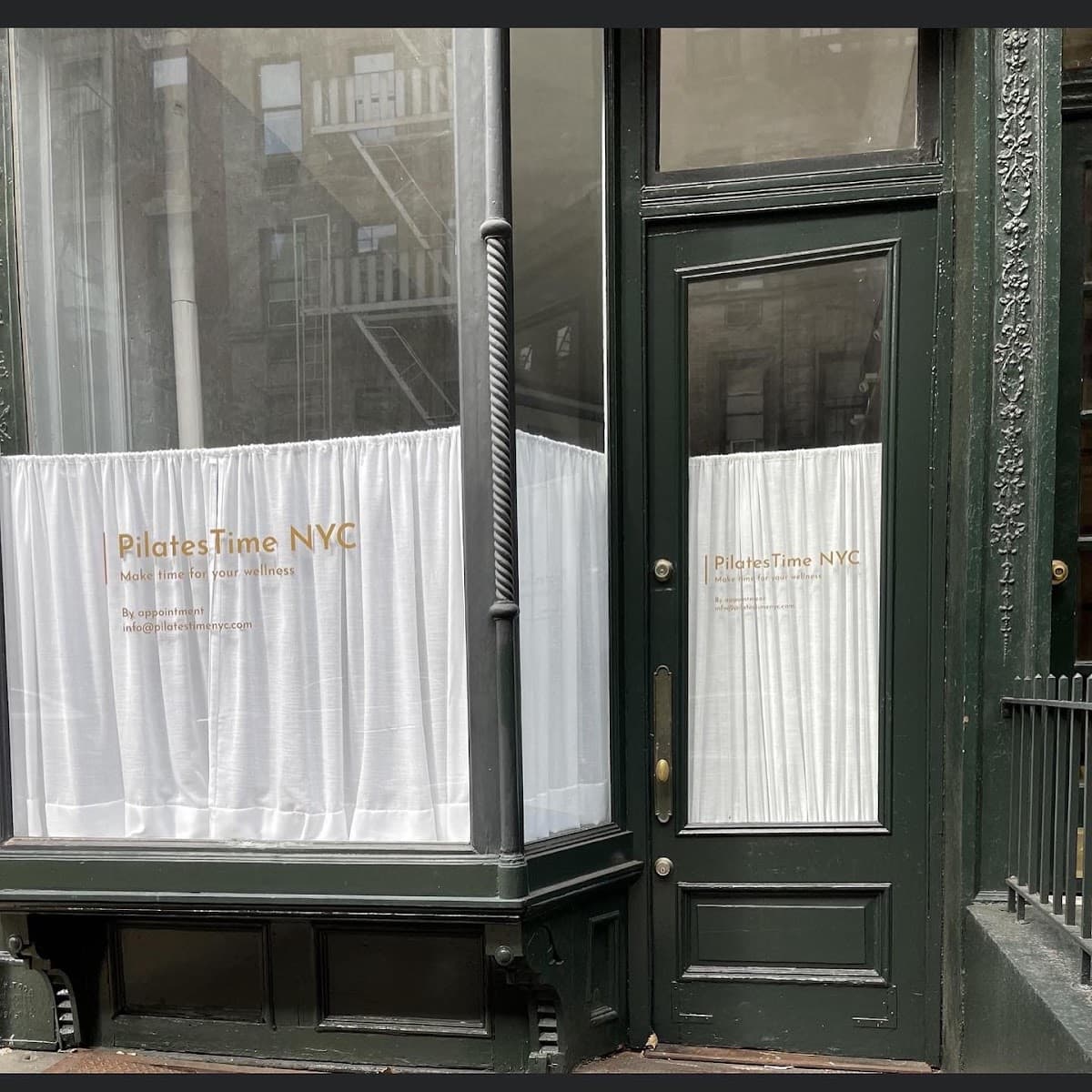 PilatesTime NYC logo