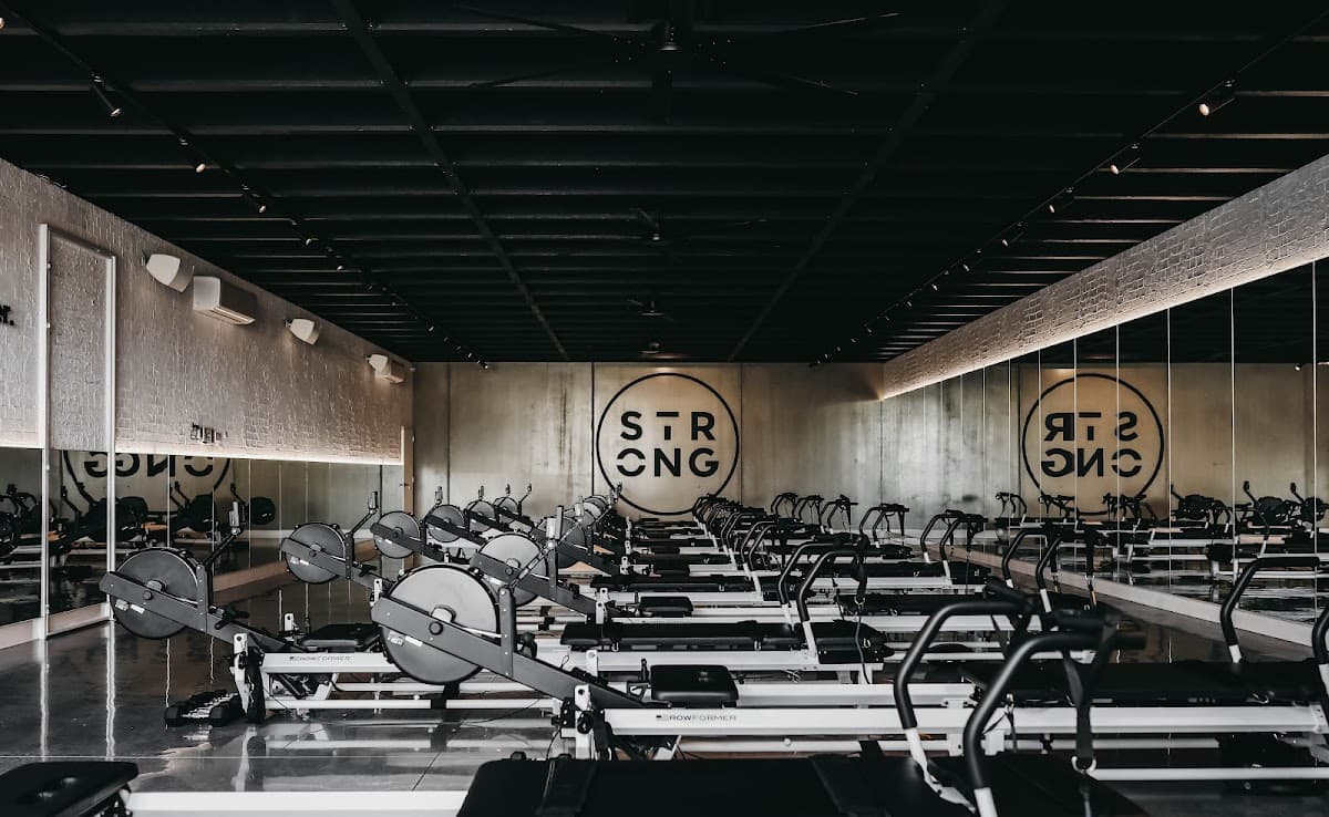 STRONG Pilates Modbury logo