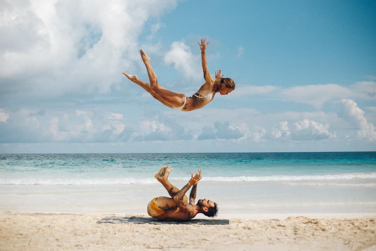 Acrotravels - Acroyoga in Tulum!