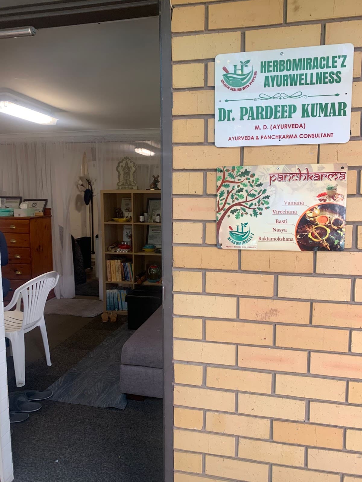 Herbomiraclez Ayurveda Wellness Consulting