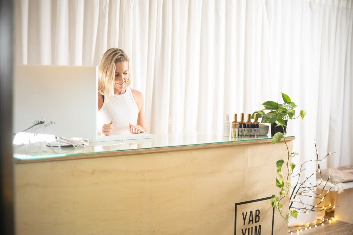 Yab Yum Yoga - Victoria Park Studio logo