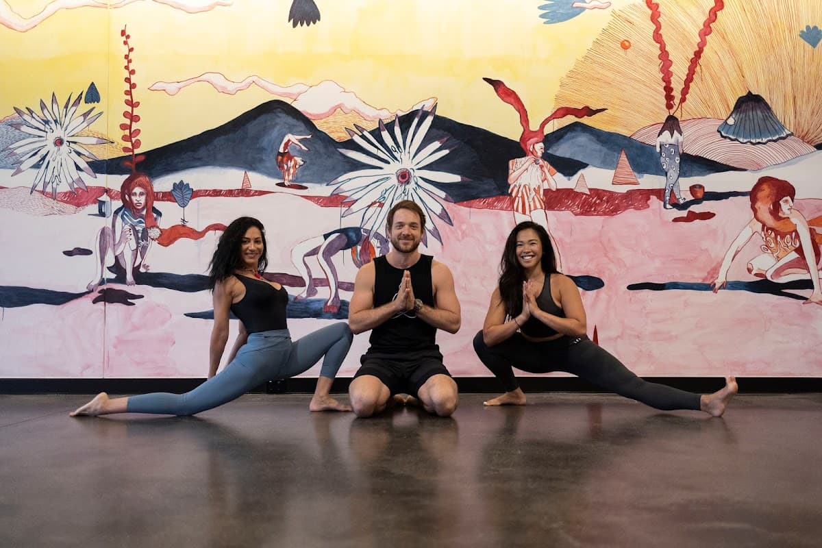 Pilgrim Hot Yoga | South Brisbane logo