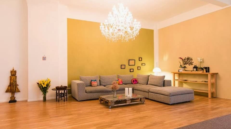 Jivamukti Yoga School