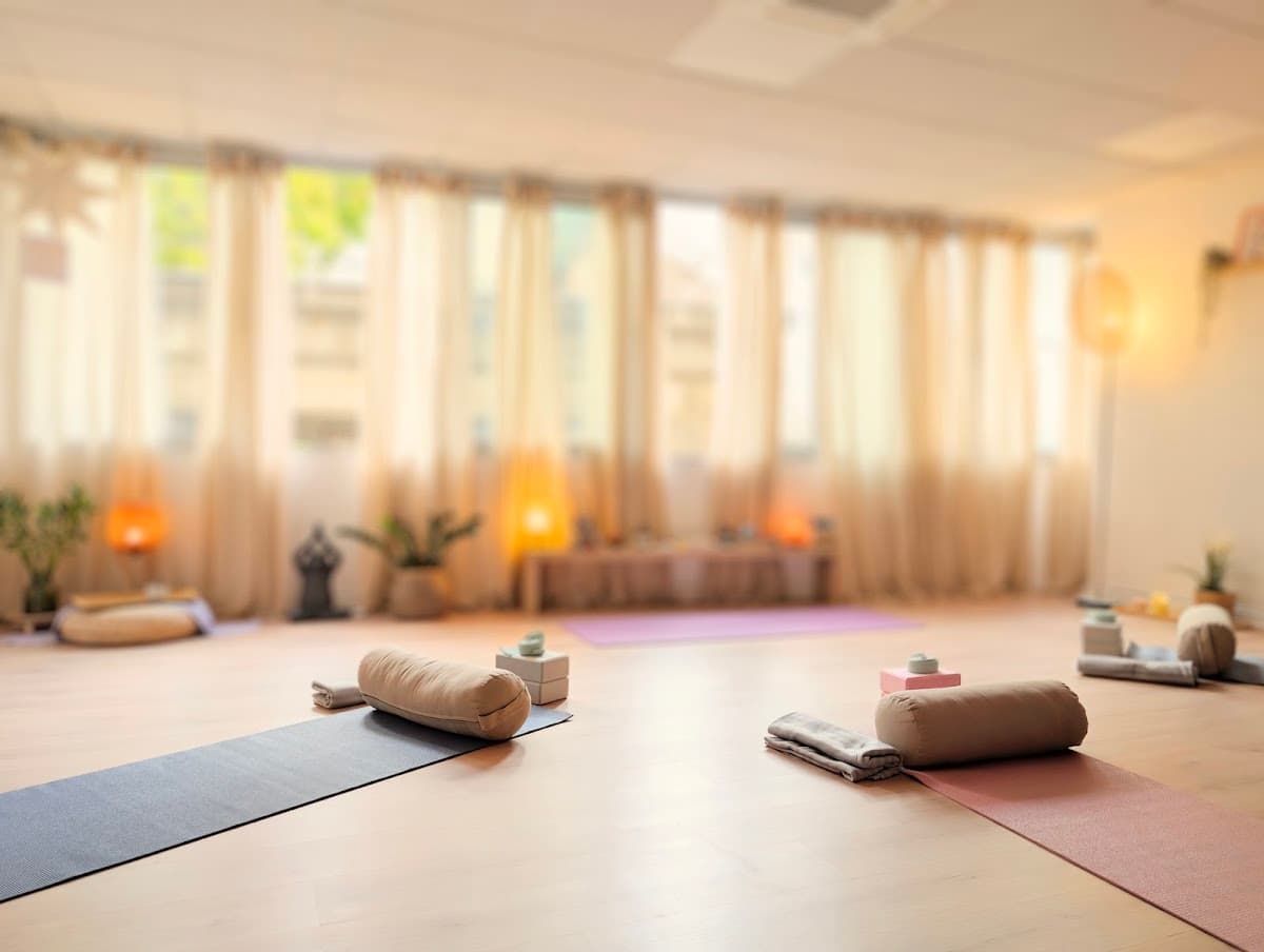 Urban Yoga Athens logo