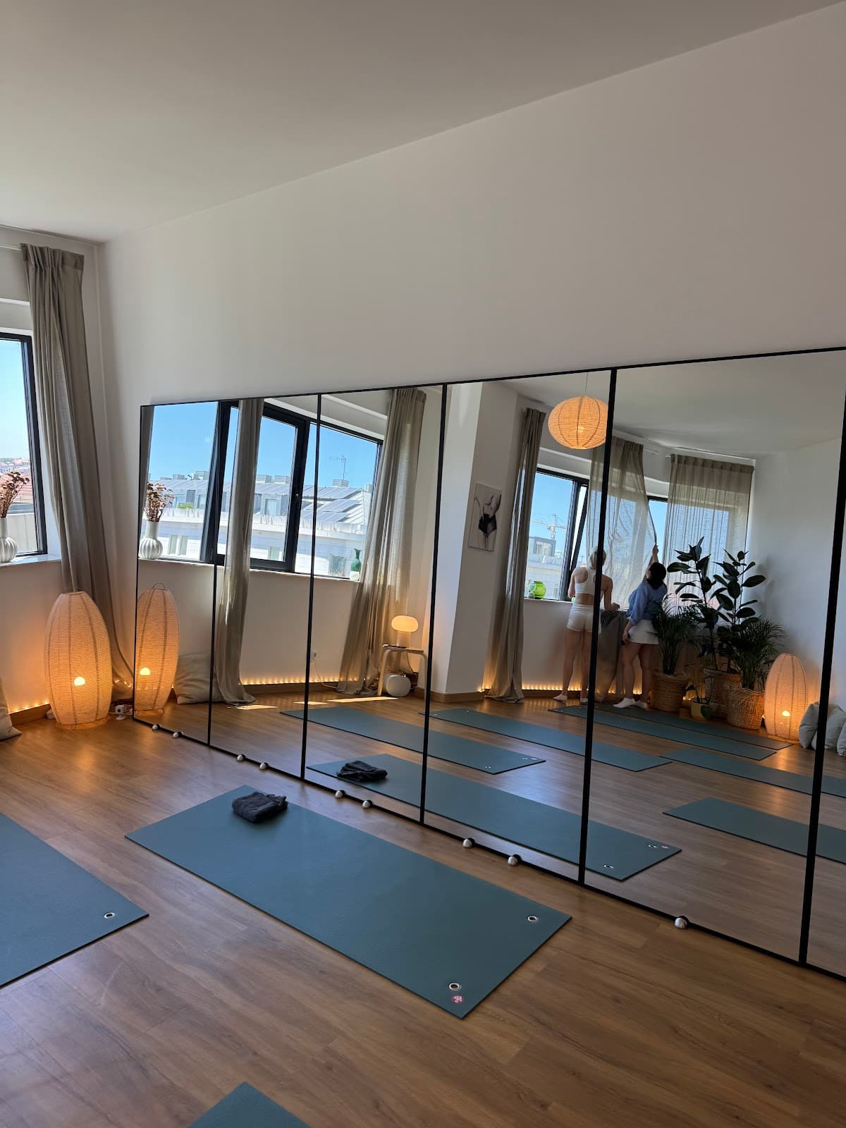 MokoBoko Studio - Pilates, Barre, Stretching & HIIT 1