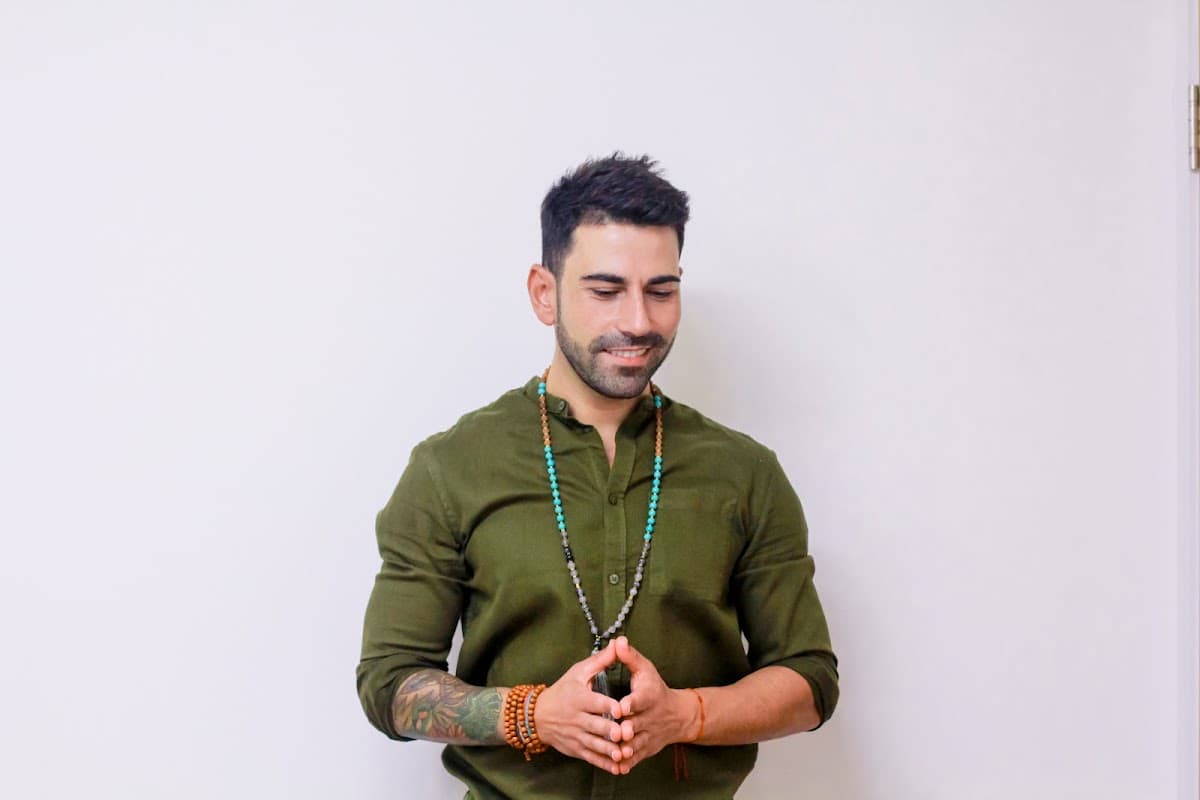 Raembla by Adrian Rambla | Reiki Master Teacher | Breathwork | Mentor & Strategic Coach