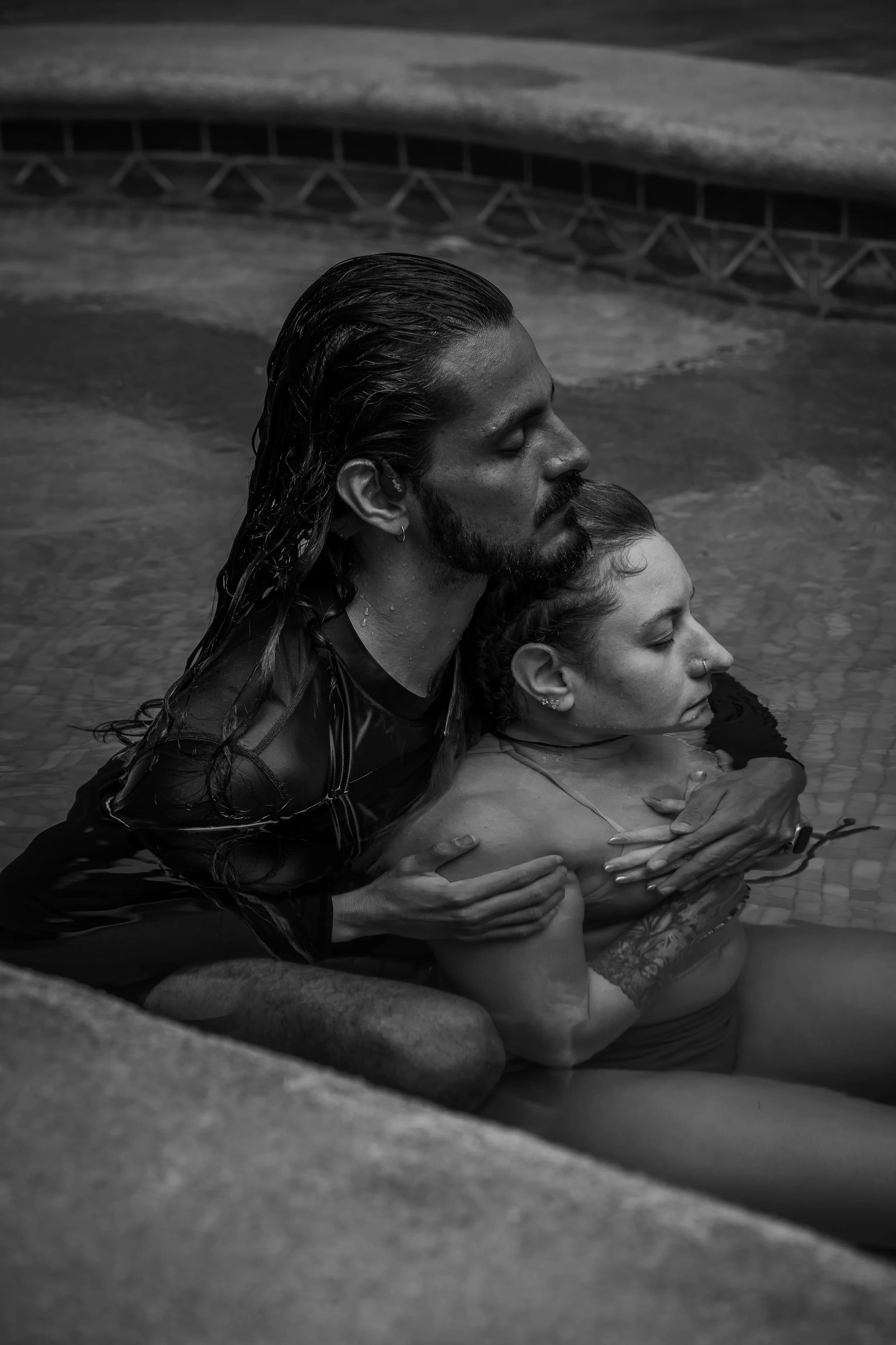 Allow to Flow - Water Therapy Nosara - Janzu & Aguahara - Aquatic meditation and deep healing massage