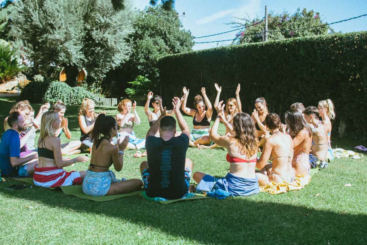 RETIRO DE YOGA Y ACROYOGA 1