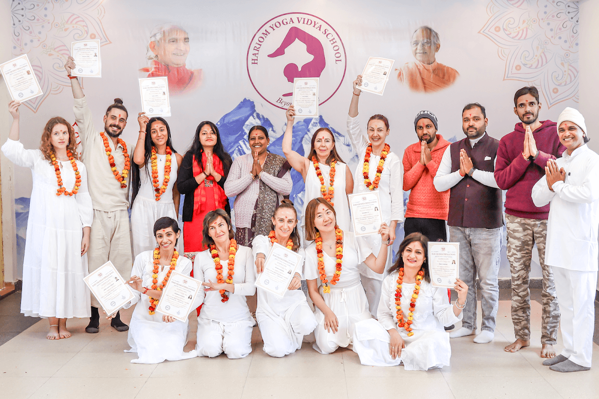 Hariom Yoga Vidya School